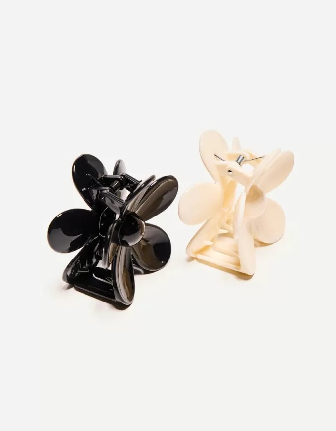 2-pack of flower hair clips