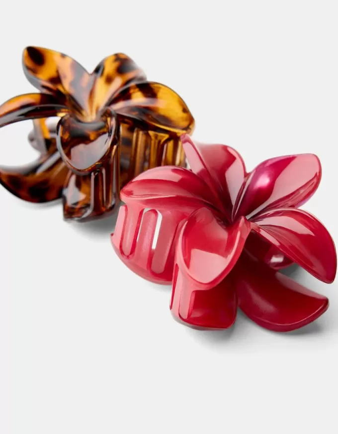 2-pack of flower hair clips