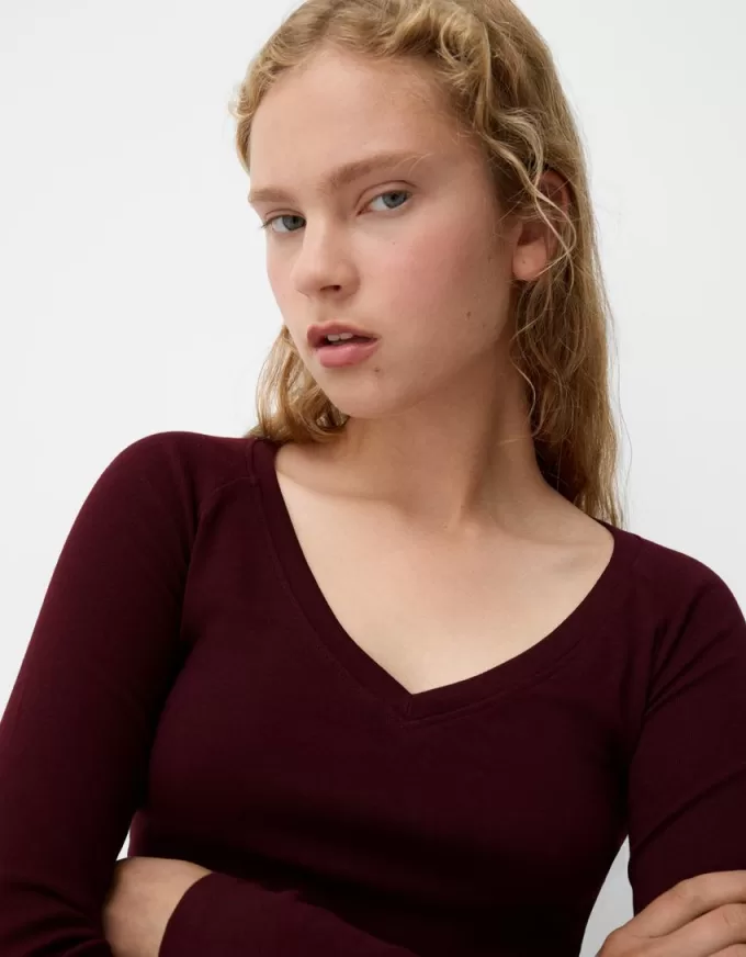 2-pack of long sleeve V-neck T-shirts 2-pack of long sleeve V-neck T-shirts