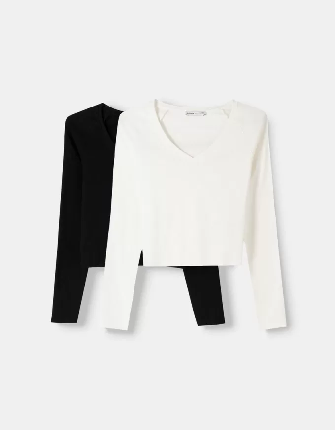 2-pack of long sleeve V-neck T-shirts 2-pack of long sleeve V-neck T-shirts