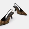 Animal print kitten-heel shoes Animal print kitten-heel shoes