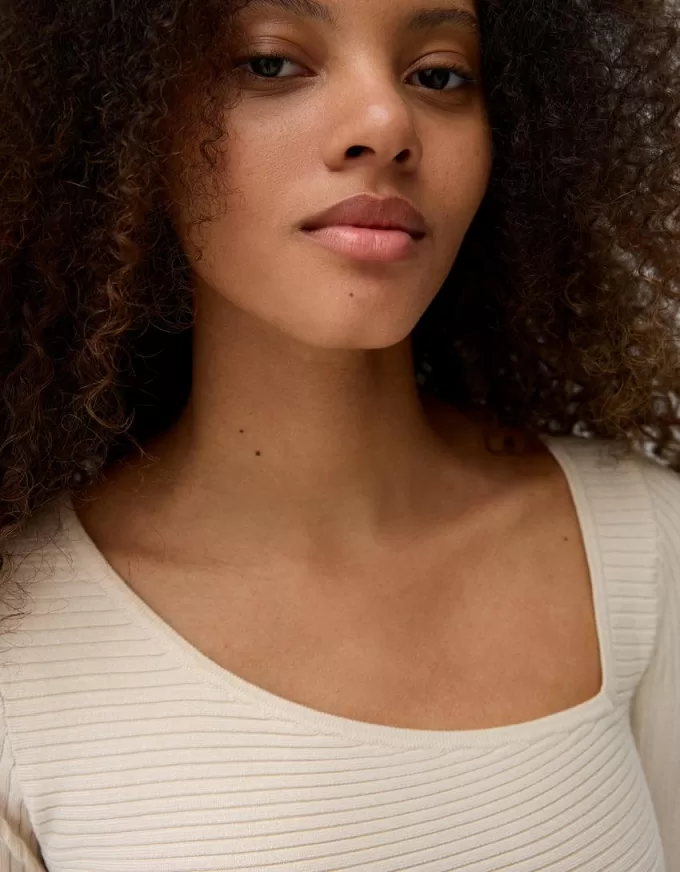 Asymmetric ribbed sweater Asymmetric ribbed sweater