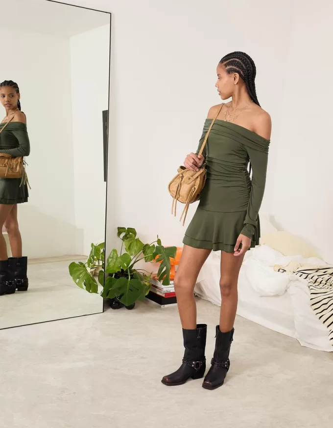 BERSHKA SERIES ruffled long sleeve mini dress BERSHKA SERIES ruffled long sleeve mini dress