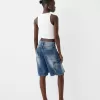 Baggy denim cargo Bermuda shorts