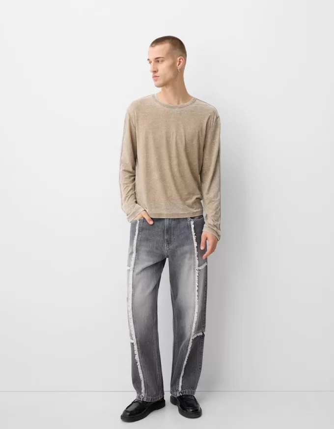 Baggy jeans with fringing Baggy jeans with fringing