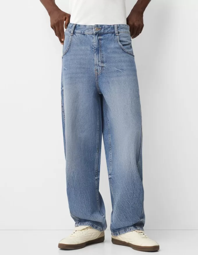 Baggy jeans with seam details Baggy jeans with seam details