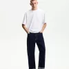 Baggy jeans with turn-up hems Baggy jeans with turn-up hems