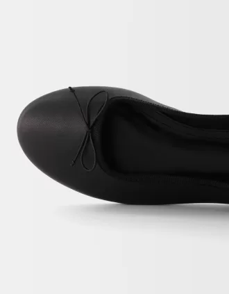 Ballerinas with bow detail