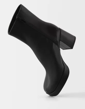 Block heel platform ankle boots