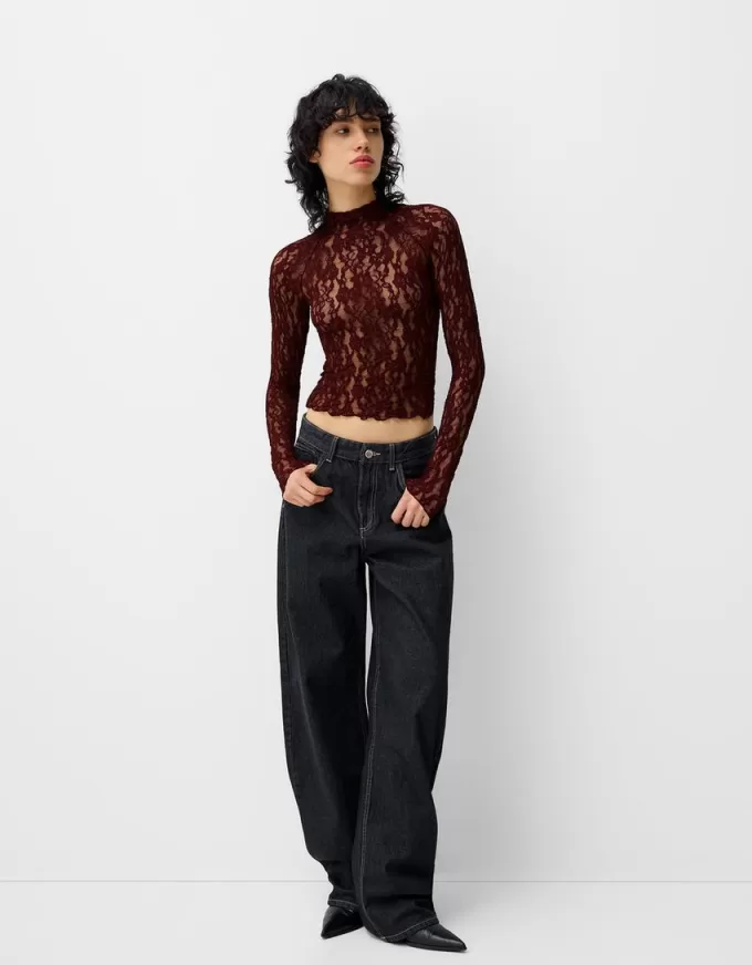 Blonde lace high neck long sleeve T-shirt Blonde lace high neck long sleeve T-shirt