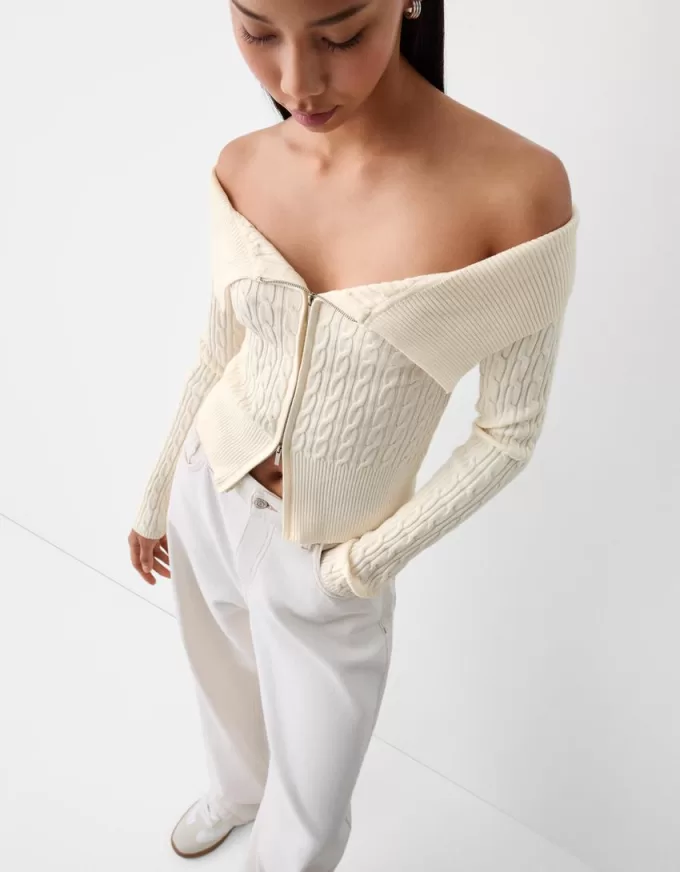 Cable-knit Bardot cardigan with zipper Cable-knit Bardot cardigan with zipper