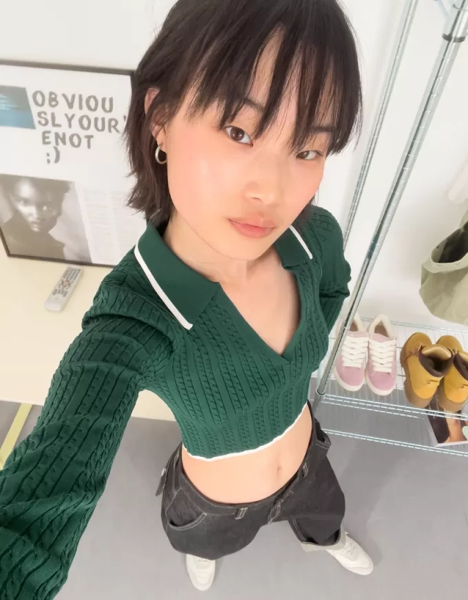 Cable-knit polo collar sweater