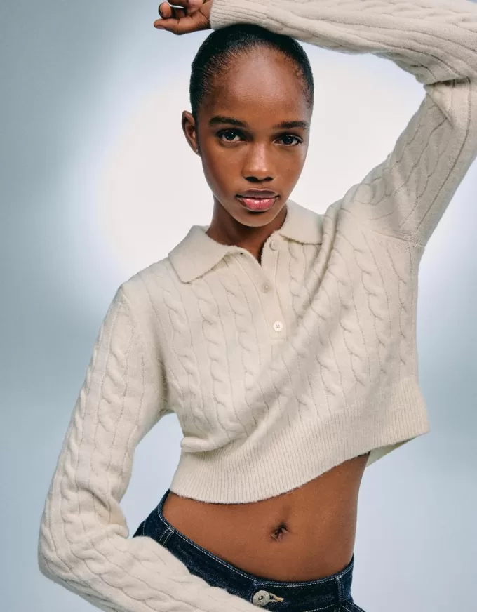 Cable-knit polo collar sweater