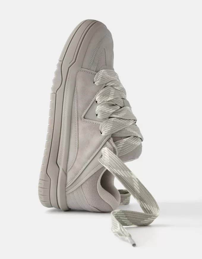 Chunky skater sneakers