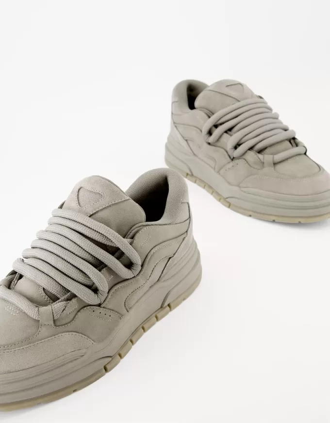 Chunky skater sneakers Chunky skater sneakers