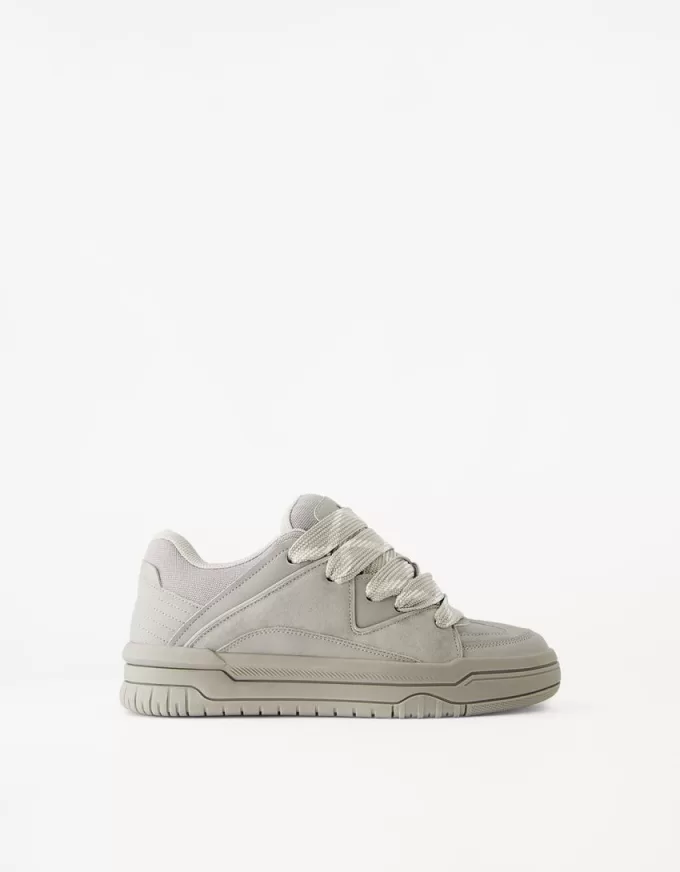 Chunky skater sneakers