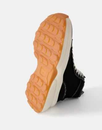 Chunky sole high-top sneakers