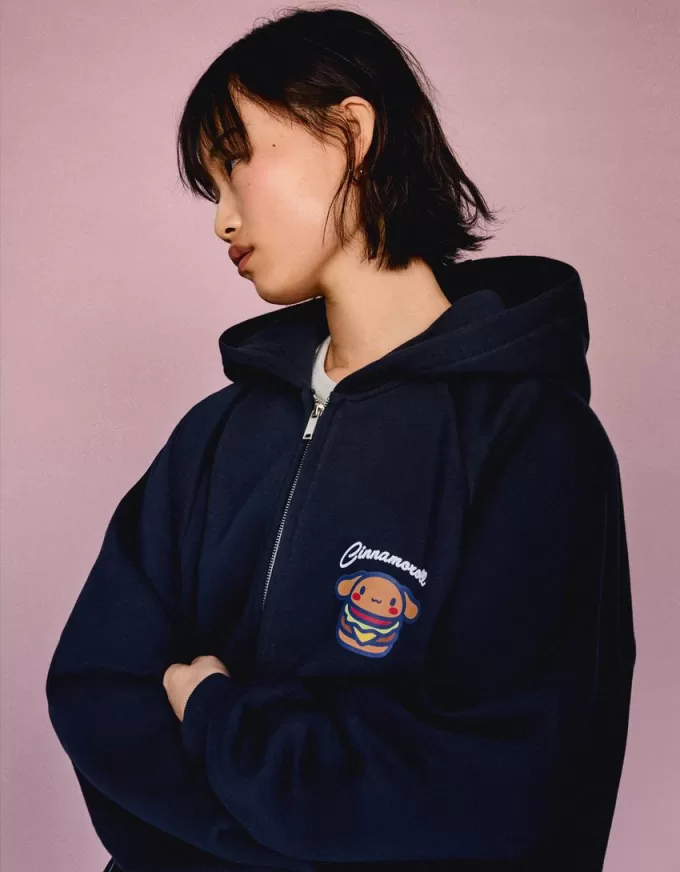 Cinnamoroll zip-up hoodie Cinnamoroll zip-up hoodie