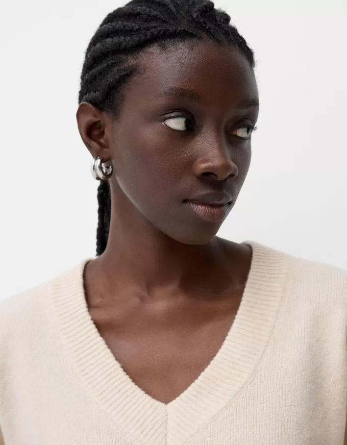 Cropped V-neck sweater