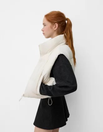 Cropped puffer vest