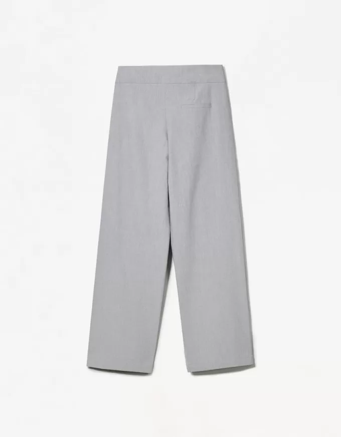 Darted pants with buckle Darted pants with buckle