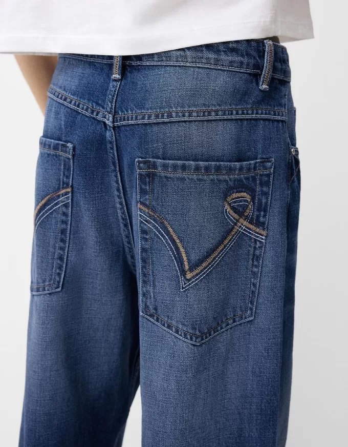Embroidered baggy jeans Embroidered baggy jeans