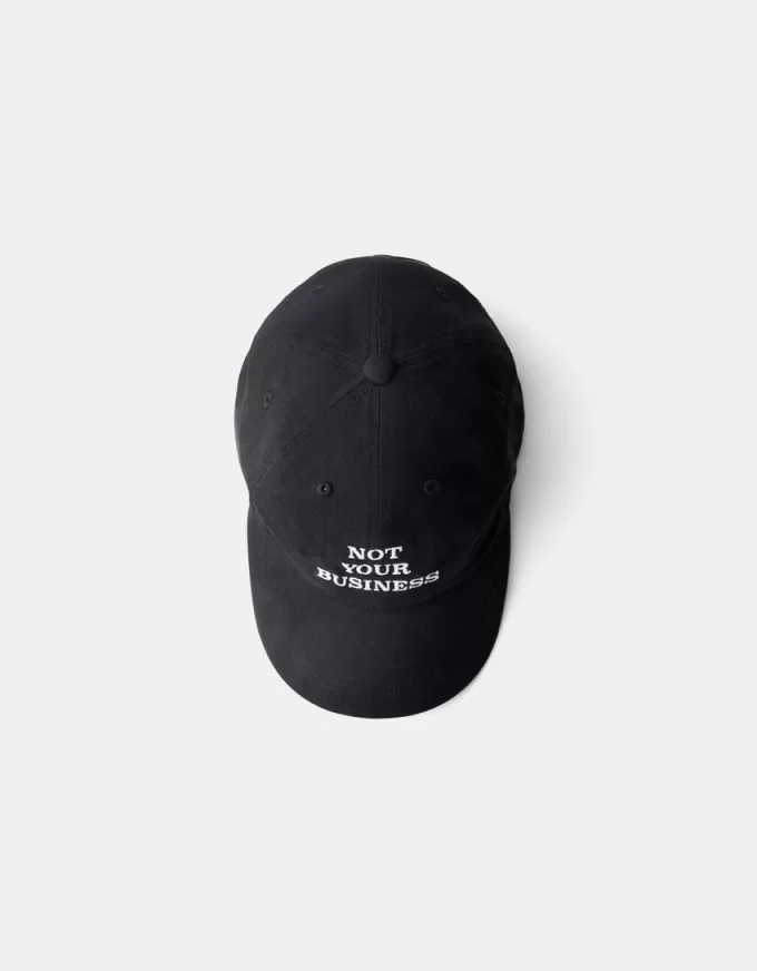 Embroidered cap Embroidered cap