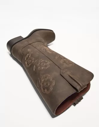 Embroidered flat cowboy boots