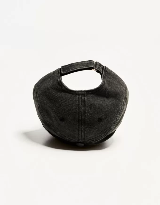 Embroidered ripped cap Embroidered ripped cap