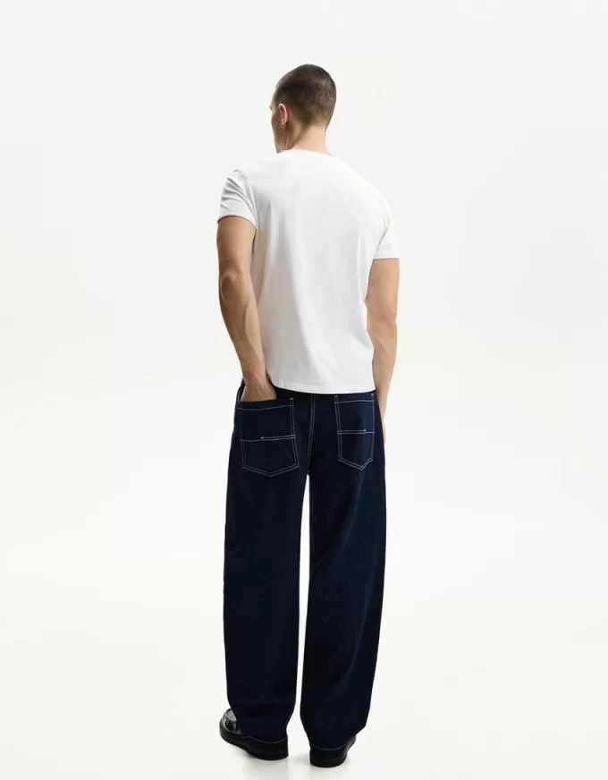 Embroidered short sleeve roll-up T-shirt Embroidered short sleeve roll-up T-shirt