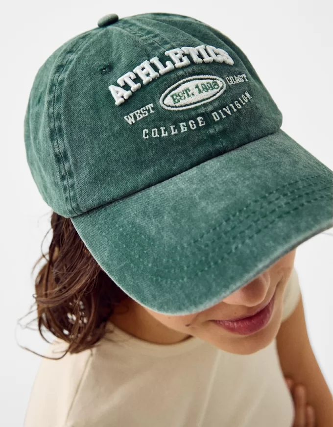 Faded cap with embroidery Faded cap with embroidery