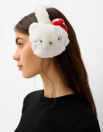 Faux fur Hello Kitty earmuffs Faux fur Hello Kitty earmuffs
