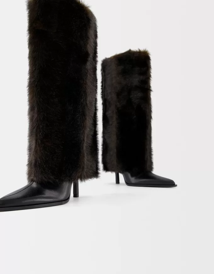 Faux fur high-heel boots Faux fur high-heel boots