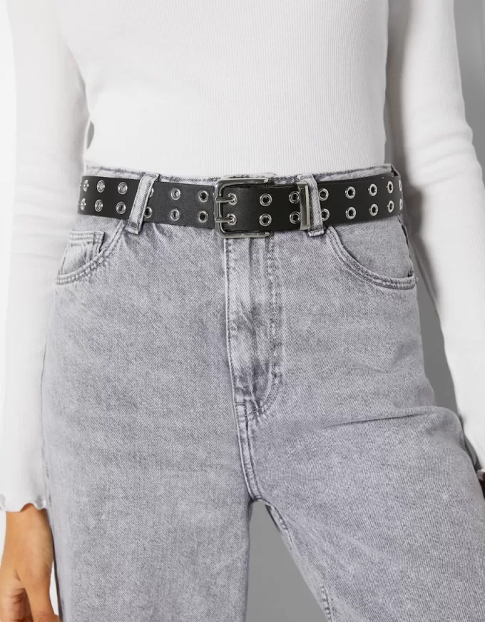 Faux leather belt with eyelets Faux leather belt with eyelets