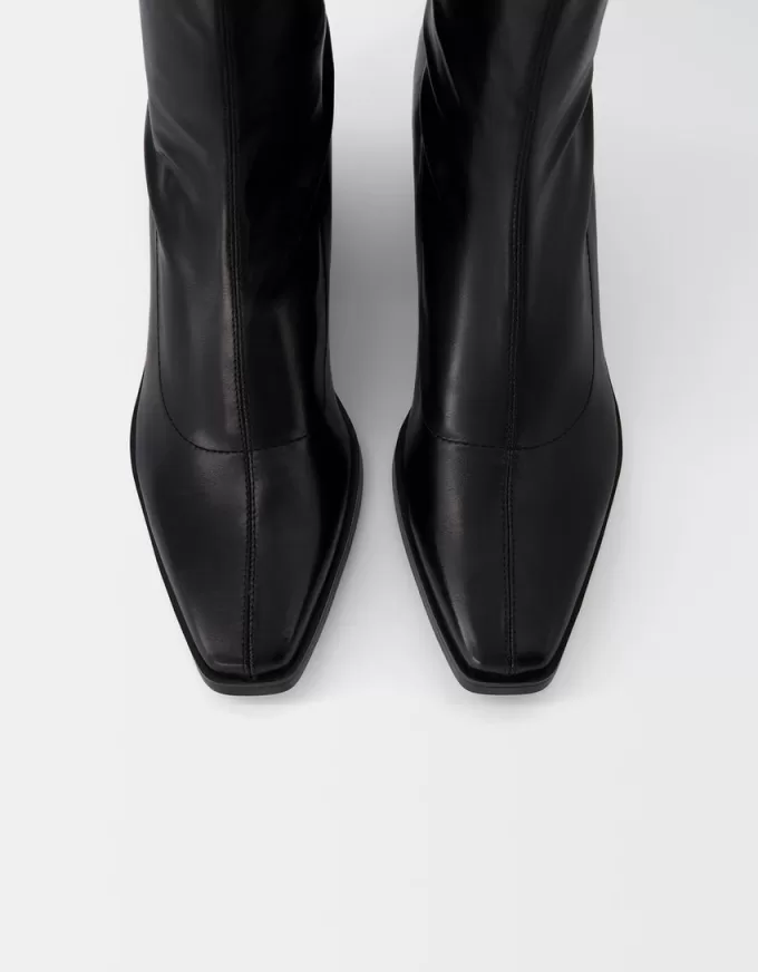 Fitted high-heel cowboy ankle boots Fitted high-heel cowboy ankle boots