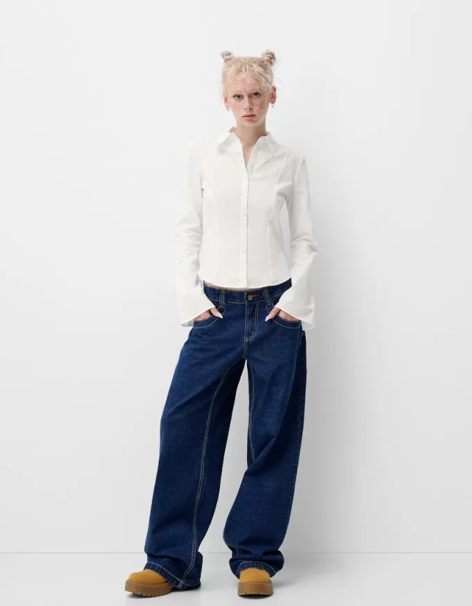 Fitted shirt with flared sleeves Fitted shirt with flared sleeves