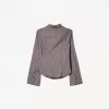 Fitted shirt with flared sleeves Fitted shirt with flared sleeves