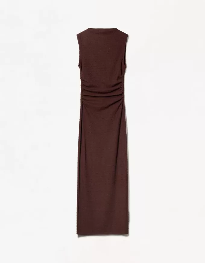 Fitted textured midi dress Fitted textured midi dress