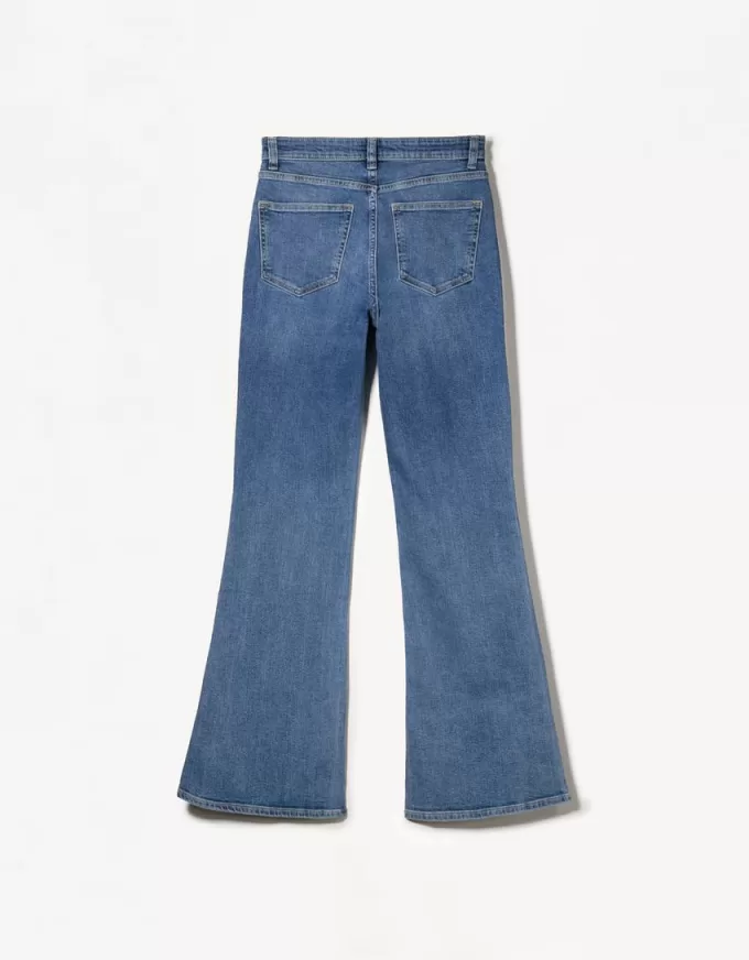 Flared jeans