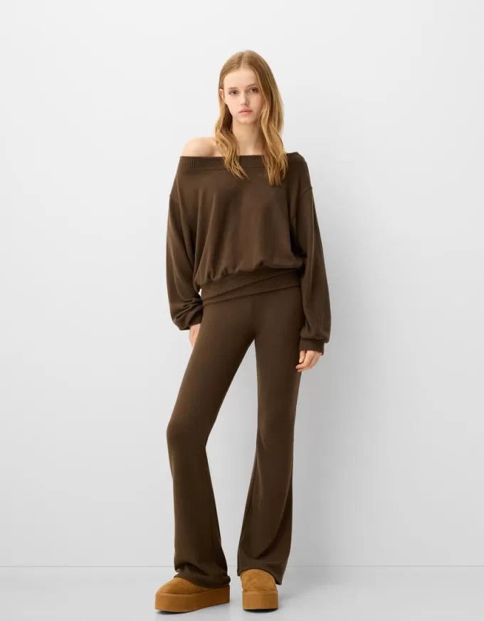 Flared pants with fold-over waist Flared pants with fold-over waist
