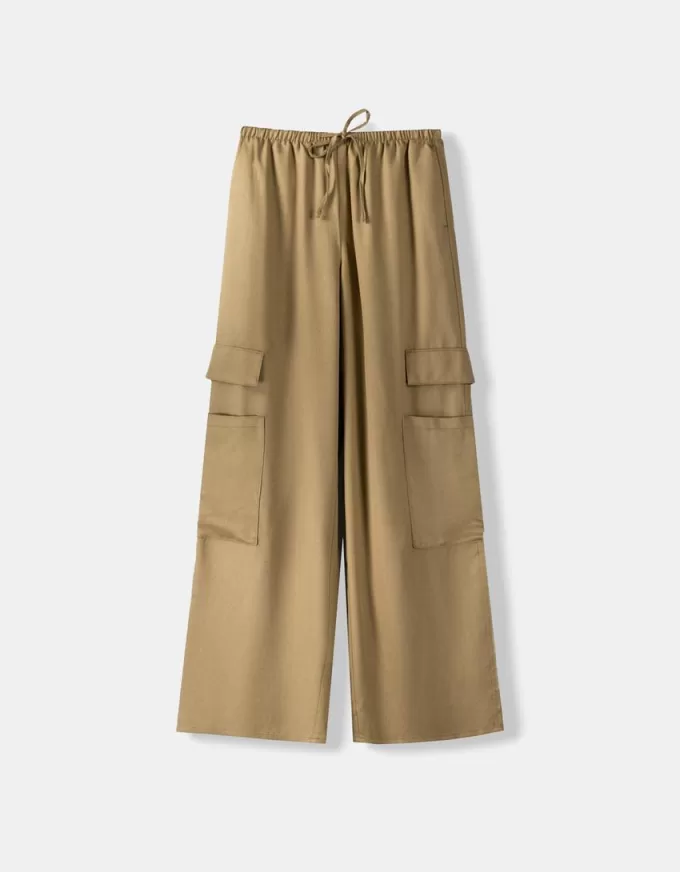 Flowing pants with side pocket Flowing pants with side pocket