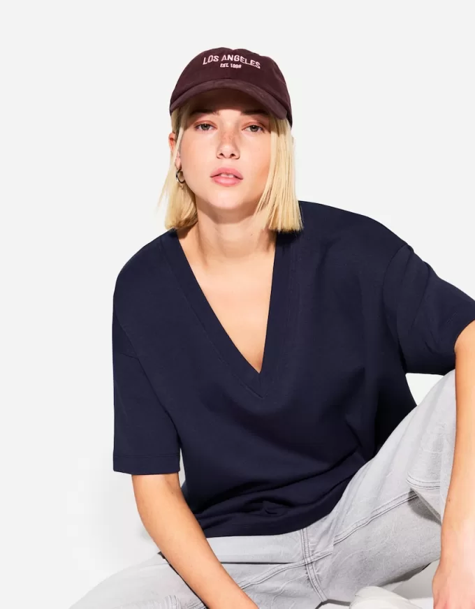 Heavy cotton V-neck short sleeve T-shirt Heavy cotton V-neck short sleeve T-shirt