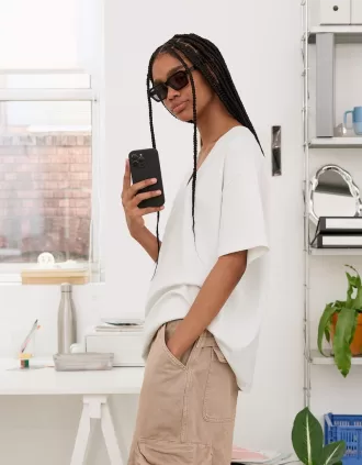 Heavy cotton V neck short sleeve T shirt 7 330x423 - Heavy cotton V-neck short sleeve T-shirt