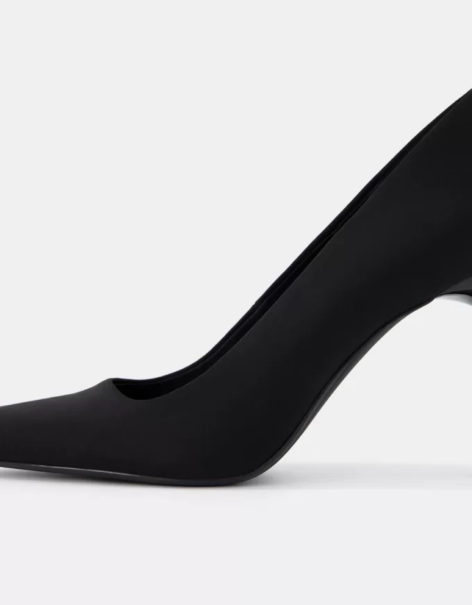 High-heel shoes High-heel shoes