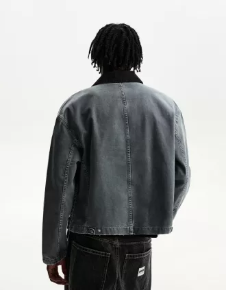 Jacket with contrasting collar Jacket with contrasting collar