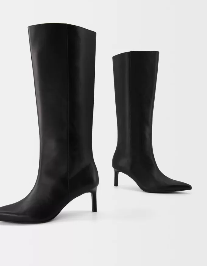 Kitten-heel boots Kitten-heel boots