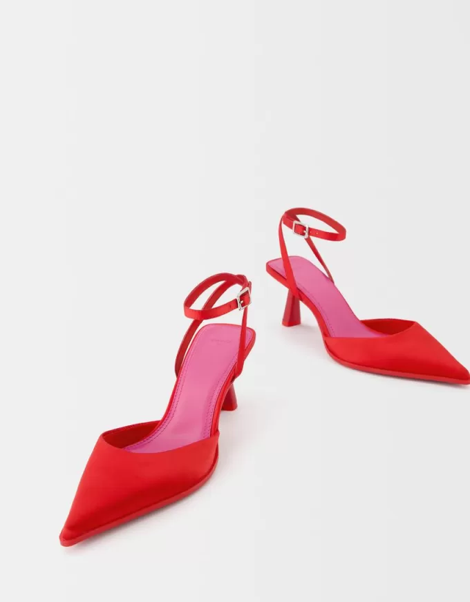 Kitten-heel sandals with ankle strap