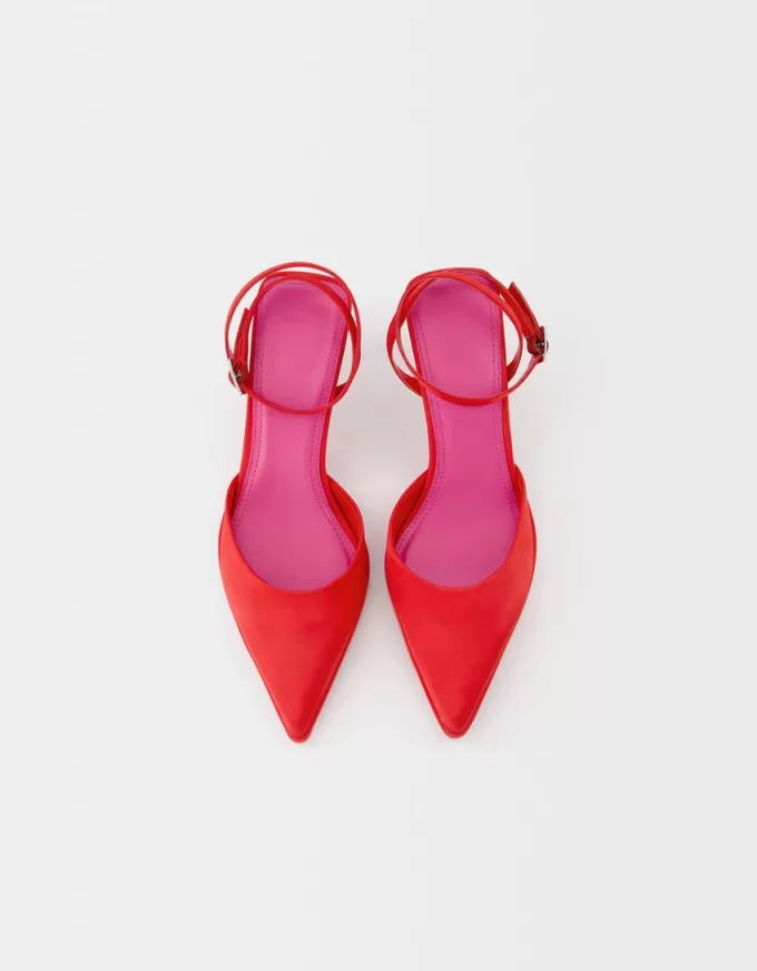 Kitten-heel sandals with ankle strap