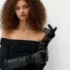 Long leather effect gloves Long leather effect gloves