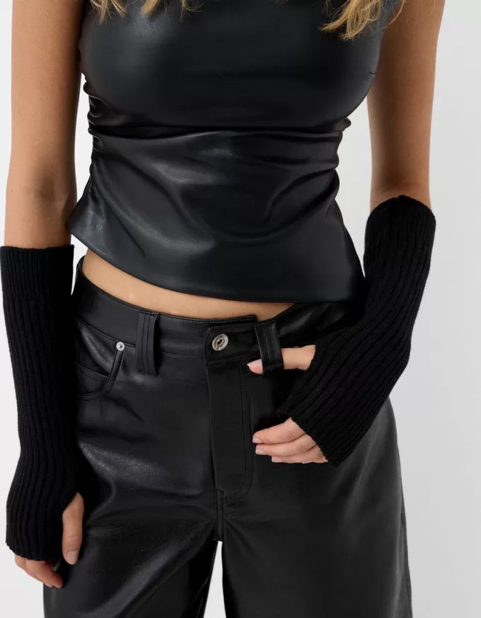 Long mittens Long mittens